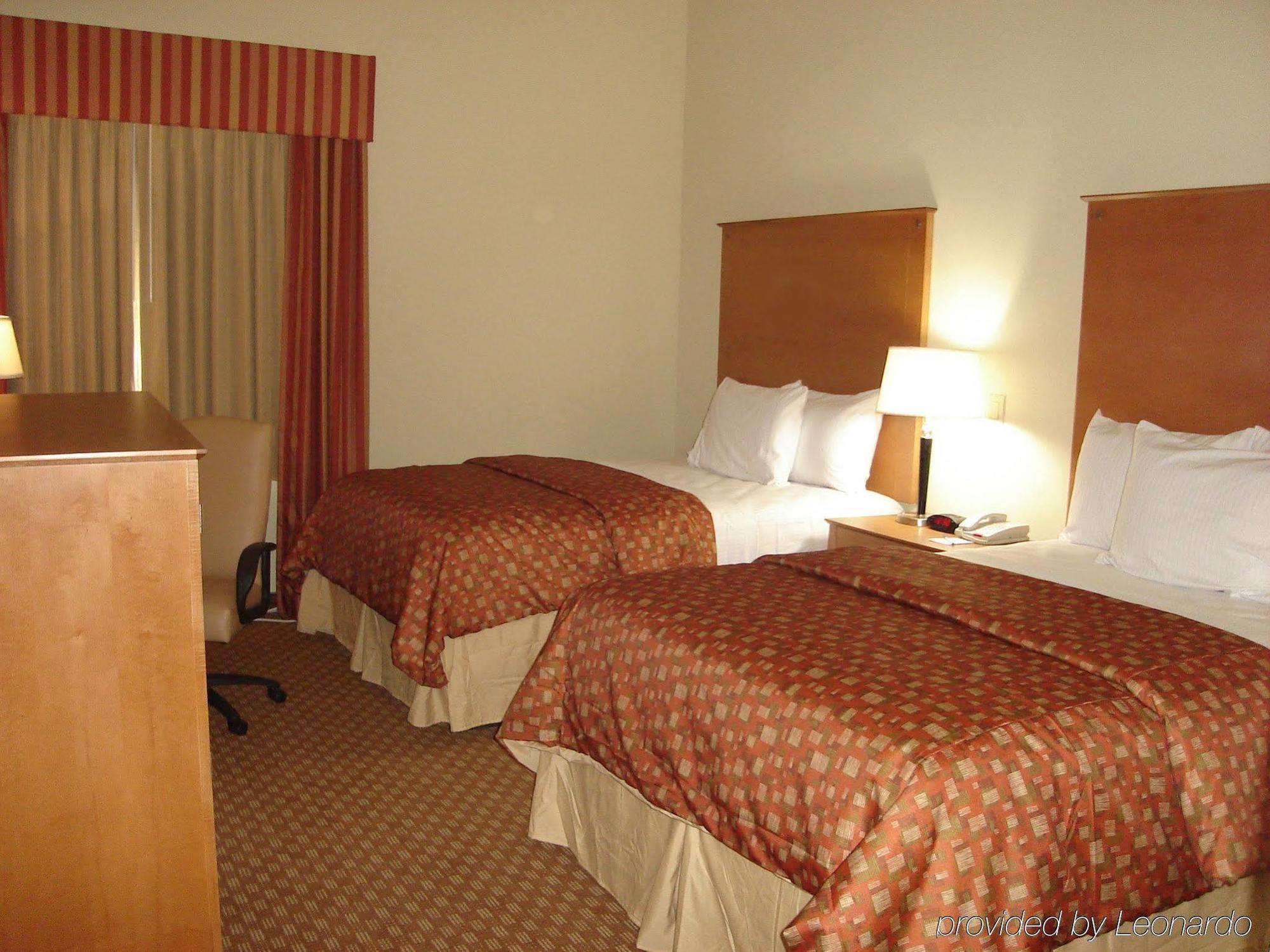 La Quinta By Wyndham Bridgeport Hotel Buitenkant foto